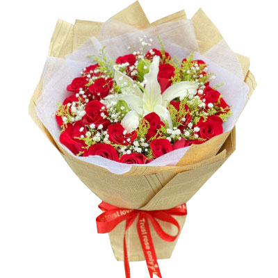 湘潭19朵红玫瑰1支百合，永恒之美